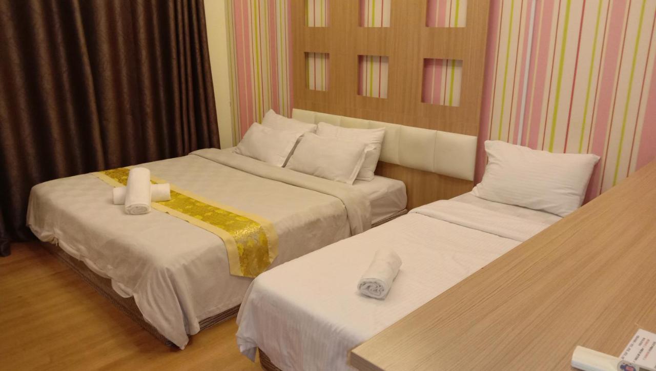 Hotel Zamburger De Melaka Екстер'єр фото